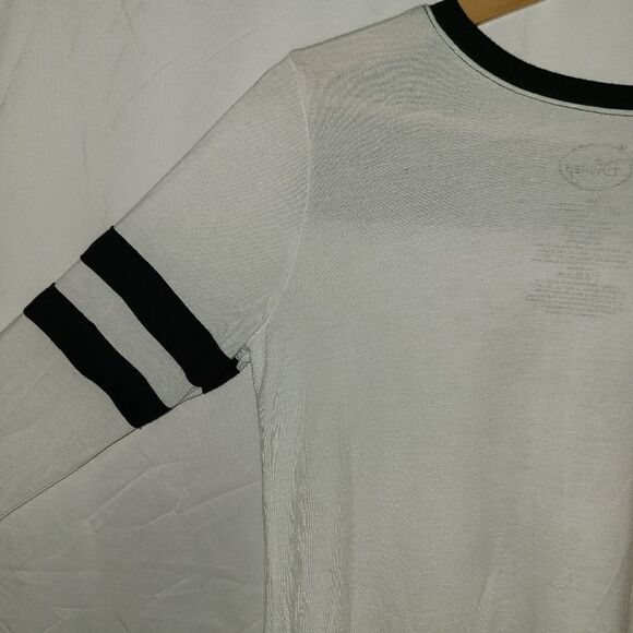 Disney Mickey Mouse White Black Long Sleeve Shirt Size M - Picture 7 of 7